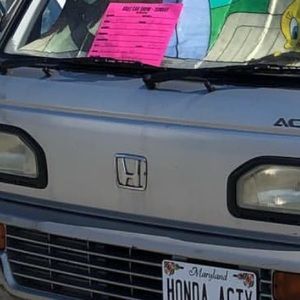 Meet your Posher, Hector